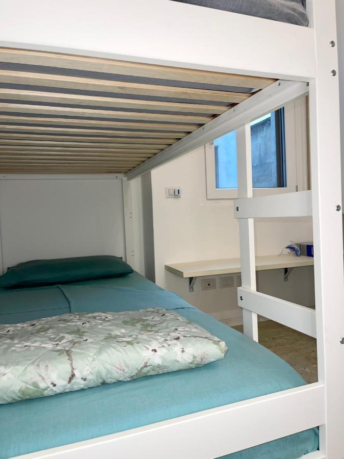 The White House, Modern Apartment In Center Milano Exteriör bild
