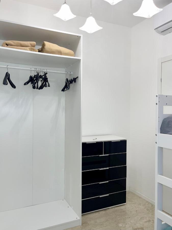 The White House, Modern Apartment In Center Milano Exteriör bild